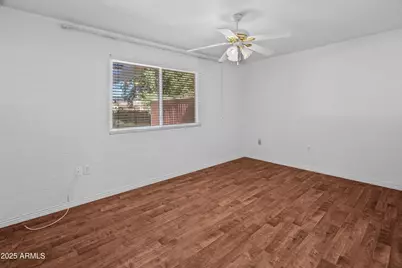 10926 W Abbott Avenue, Sun City, AZ 85351 - Photo 23