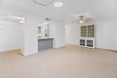 10926 W Abbott Avenue, Sun City, AZ 85351 - Photo 17