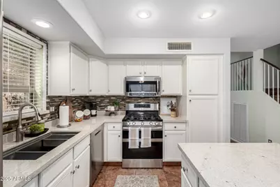 42553 W Sparks Drive, Maricopa, AZ 85138 - Photo 9