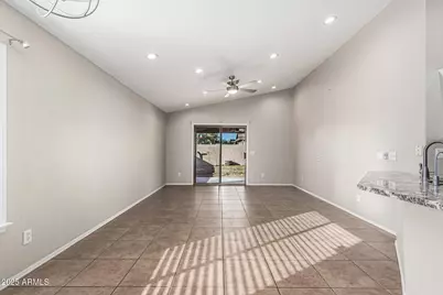 21810 N 31st Drive, Phoenix, AZ 85027 - Photo 15