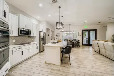 10000 W Adult Care Home Avenue, Peoria, AZ 85383 - Photo 5