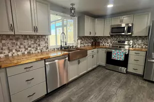 10201 N 99th Ave, Peoria, AZ 85345 - Photo 3