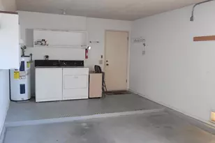 10060 W Royal Oak Rd, Sun City, AZ 85351 - Photo 25