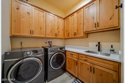 335 Latigo Way, Wickenburg, AZ 85390 - Photo 25