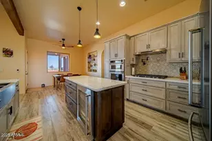 335 Latigo Way, Wickenburg, AZ 85390 - Photo 11