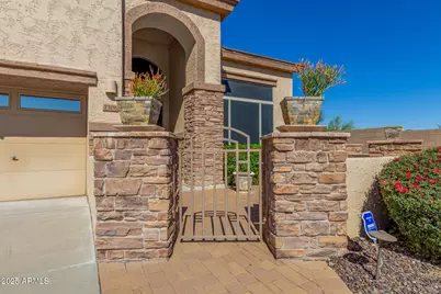2306 W Long Shadow Trail, Phoenix, AZ 85085 - Photo 11