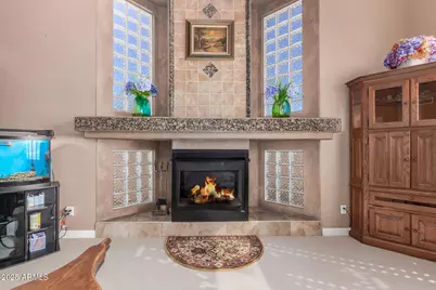 2306 W Long Shadow Trail, Phoenix, AZ 85085 - Photo 15