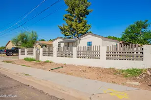 1010 E Chipman Rd, Phoenix, AZ 85040 - Photo 3