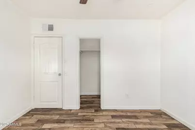 1010 E Chipman Road, Phoenix, AZ 85040 - Photo 15