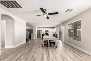 8836 W Salter Dr, Peoria, AZ 85382 - Photo 9