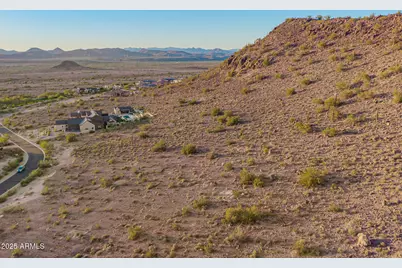 8962 W Roberta Lane, Peoria, AZ 85383 - Photo 9