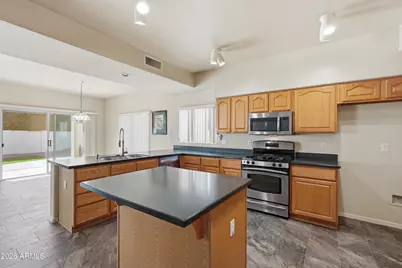 7349 W Willow Avenue, Peoria, AZ 85381 - Photo 27