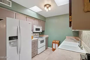 13233 N 99th Dr, Sun City, AZ 85351 - Photo 15