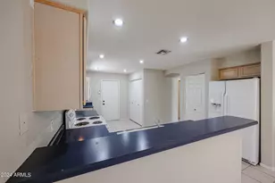 6921 W Juniper Ave, Peoria, AZ 85382 - Photo 11