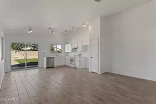 2926 W Potter Dr, Phoenix, AZ 85027 - Photo 21