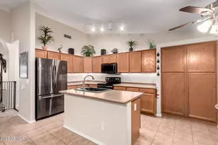 225 E Sheffield Ct, Gilbert, AZ 85296 - Photo 13