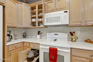 13126 W Junipero Dr, Sun City West, AZ 85375 - Photo 17