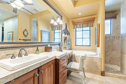 1777 W Ocotillo Road #6, Chandler, AZ 85248 - Photo 19