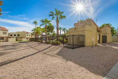 4835 W Palo Verde Drive, Glendale, AZ 85301 - Photo 31