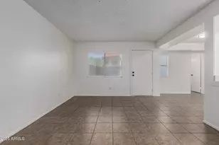 4835 W Palo Verde Dr, Glendale, AZ 85301 - Photo 5