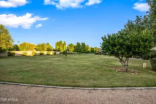 19611 N Trail Ridge Dr, Sun City West, AZ 85375 - Photo 21