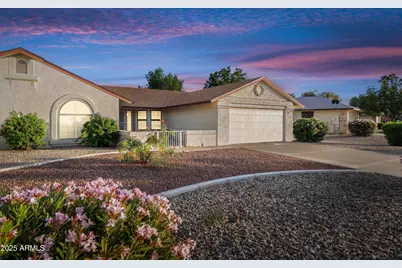 19611 N Trail Ridge Drive, Sun City West, AZ 85375 - Photo 1