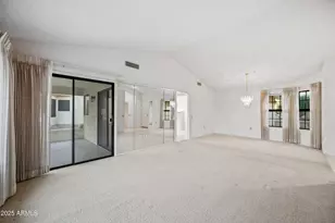 19611 N Trail Ridge Dr, Sun City West, AZ 85375 - Photo 9