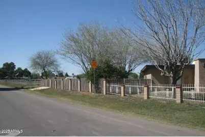 802 N Alzora Way, Tolleson, AZ 85353 - Photo 3