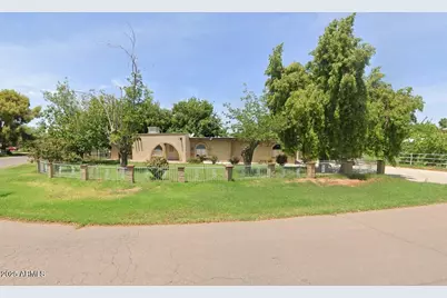 802 N Alzora Way, Tolleson, AZ 85353 - Photo 1