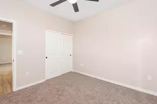 9520 W Debbie Pl, Arizona City, AZ 85123 - Photo 7