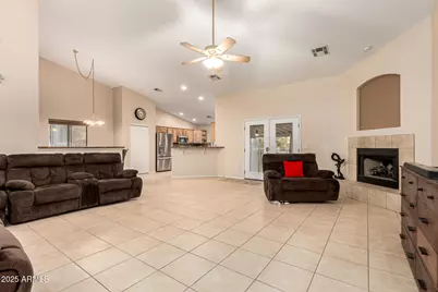 1939 E Primrose Path, Phoenix, AZ 85086 - Photo 9