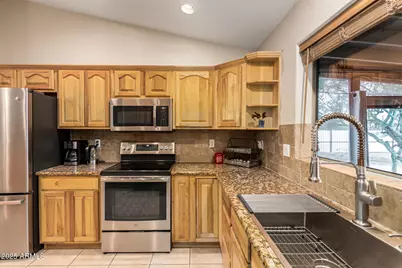 1939 E Primrose Path, Phoenix, AZ 85086 - Photo 13