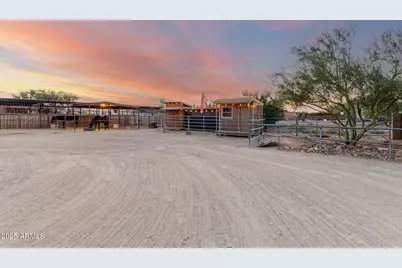 1939 E Primrose Path, Phoenix, AZ 85086 - Photo 35