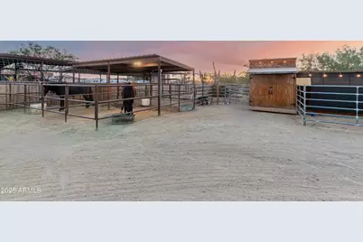 1939 E Primrose Path, Phoenix, AZ 85086 - Photo 3