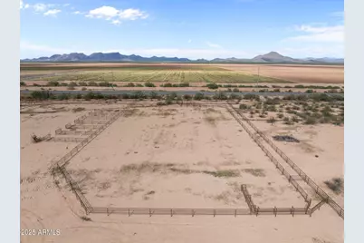 47530 W Ray Street, Aguila, AZ 85320 - Photo 9