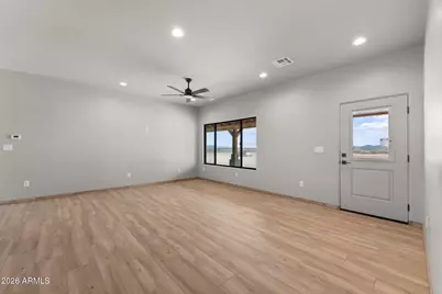 47530 W Ray Street, Aguila, AZ 85320 - Photo 11