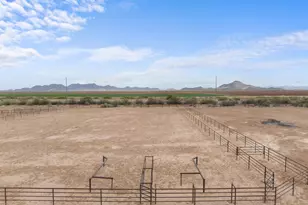 47530 W Ray St, Aguila, AZ 85320 - Photo 31