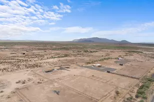 47530 W Ray St, Aguila, AZ 85320 - Photo 35