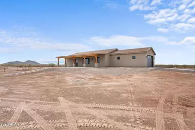 47530 W Ray Street, Aguila, AZ 85320 - Photo 3