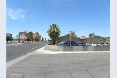 1002 N 27th Place, Phoenix, AZ 85008 - Photo 31