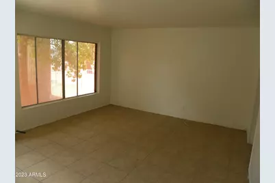 1002 N 27th Place, Phoenix, AZ 85008 - Photo 3