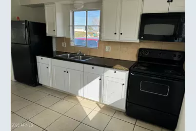 1002 N 27th Place, Phoenix, AZ 85008 - Photo 5