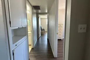 3819 W Golden Ln, Phoenix, AZ 85051 - Photo 11