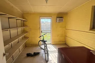 3819 W Golden Ln, Phoenix, AZ 85051 - Photo 5