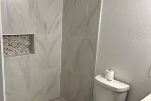 8131 N 107th Ave, Peoria, AZ 85345 - Photo 19