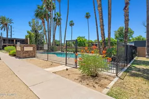 6501 N 17th Ave, Phoenix, AZ 85015 - Photo 17