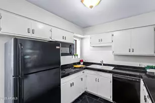 6501 N 17th Ave, Phoenix, AZ 85015 - Photo 7