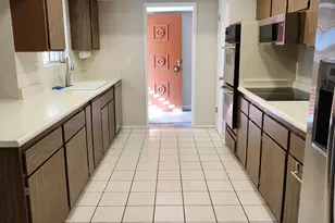 10338 W Kingswood Cir, Sun City, AZ 85351 - Photo 5