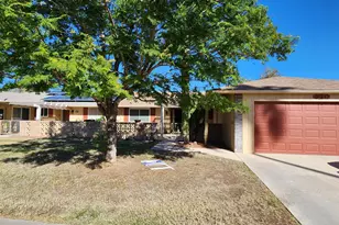 10338 W Kingswood Cir, Sun City, AZ 85351 - Photo 1