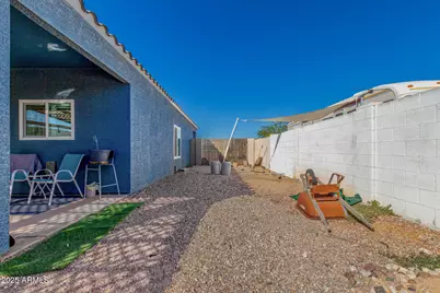 8995 W Oneida Drive, Arizona City, AZ 85123 - Photo 29
